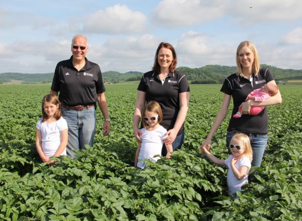 Alsum Family in Potato Field