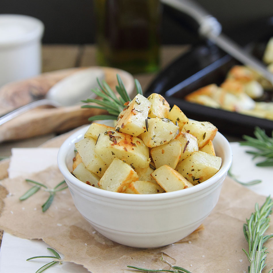 Garlic Rosemary Roasted Potatoes