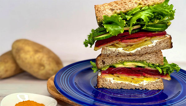 Turmeric-Spiced Spud Sandwich
